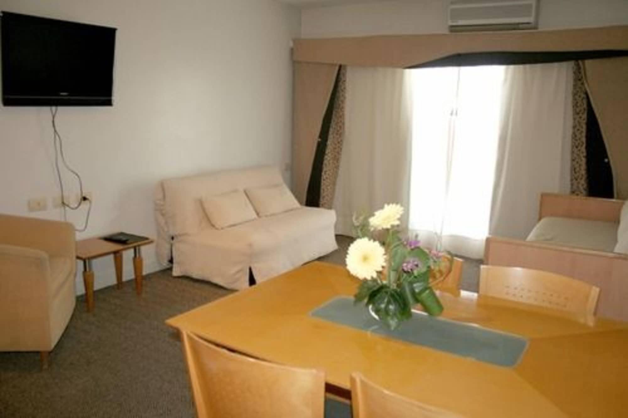 Urbana Suites 门多萨 外观 照片