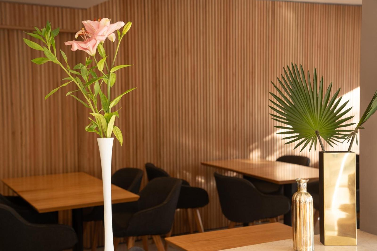 Urbana Suites 门多萨 外观 照片