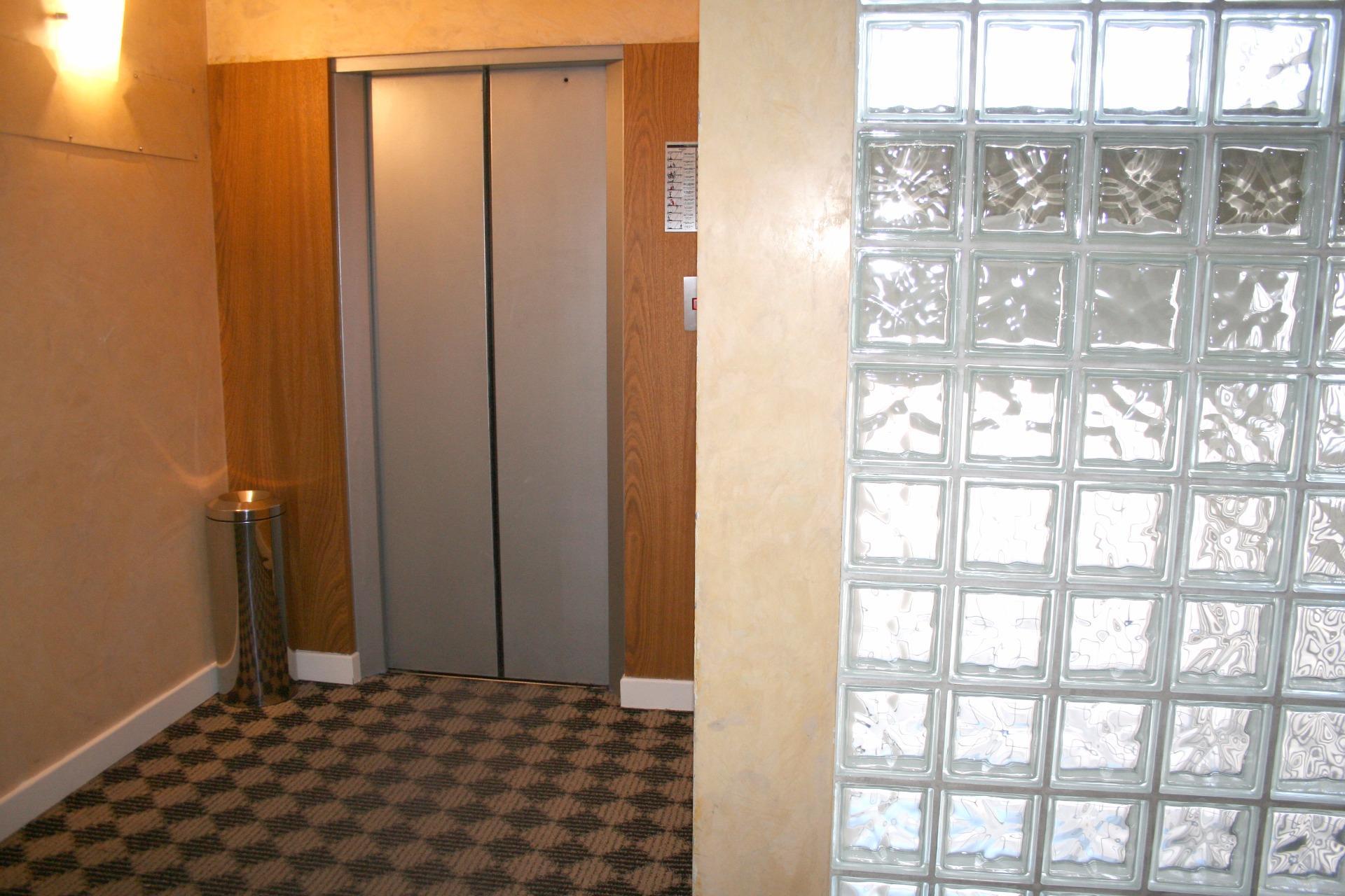Urbana Suites 门多萨 外观 照片