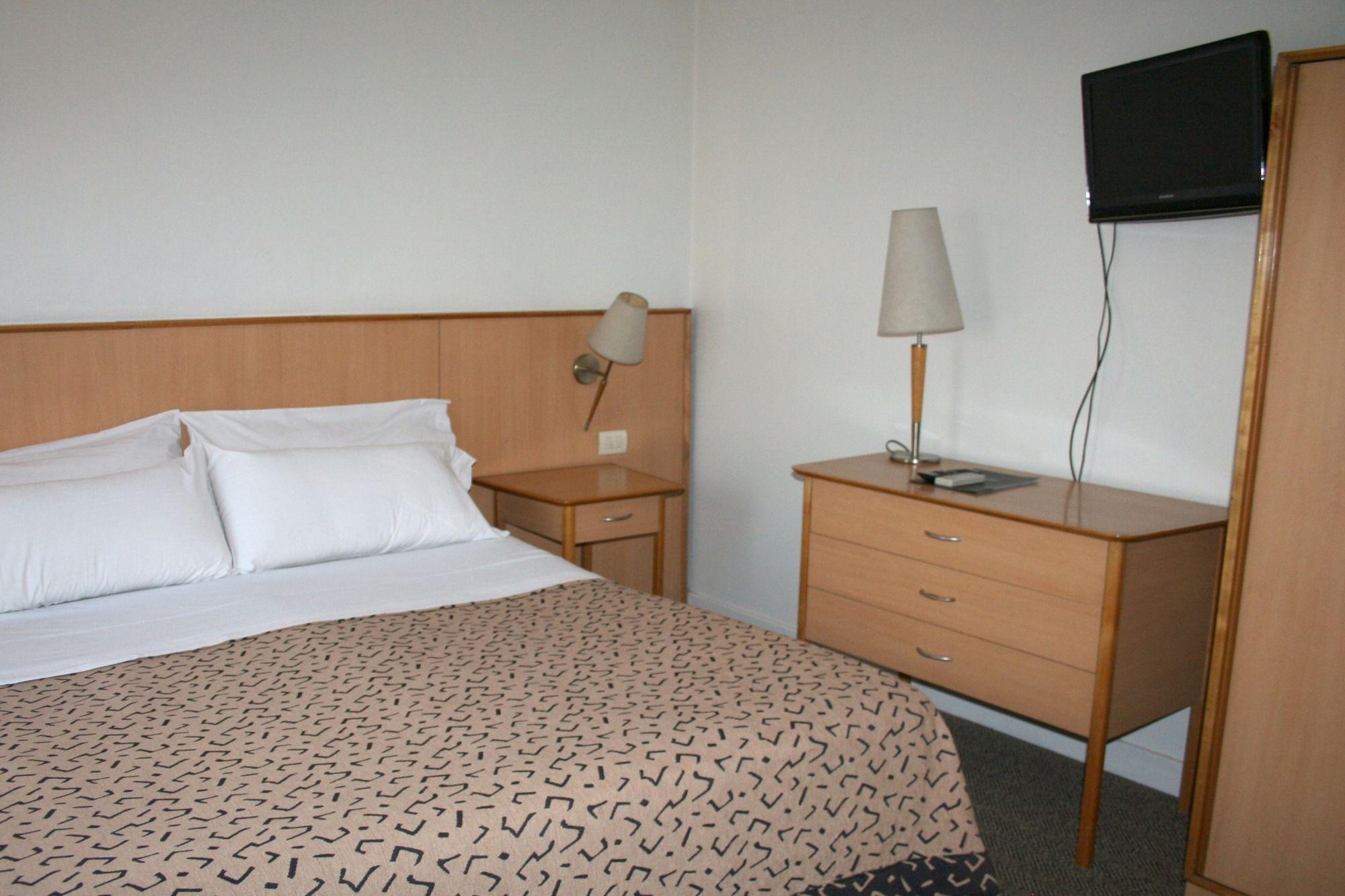 Urbana Suites 门多萨 外观 照片